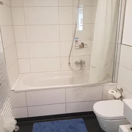 Mit Eigenem Bad In Maerchenstadt! *